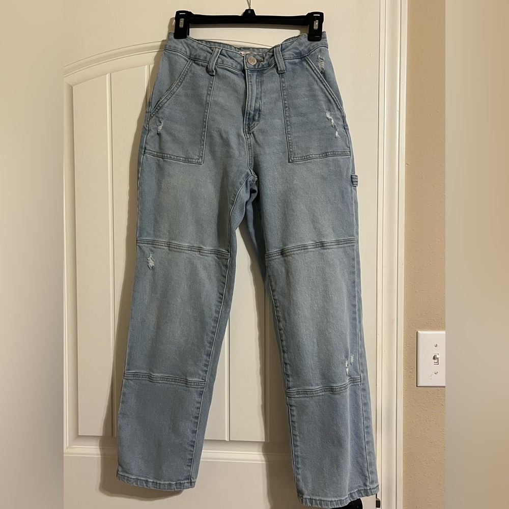 SO light blue high rise straight jeans with lower chain loop and small rips